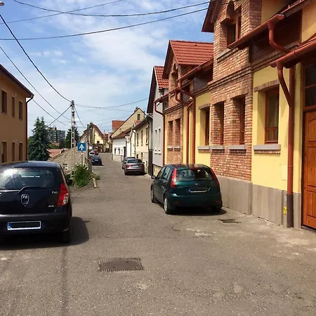 Penzion Hollo Vendeghaz Eger